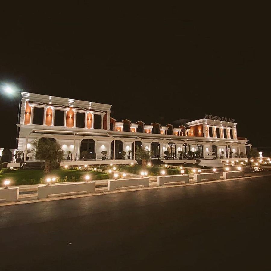 Arberia Palace Hotel Fushe Milot Exterior photo